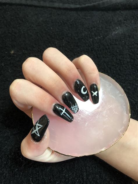 Enhance Your Witchy Vibes with Ombre Nail Art